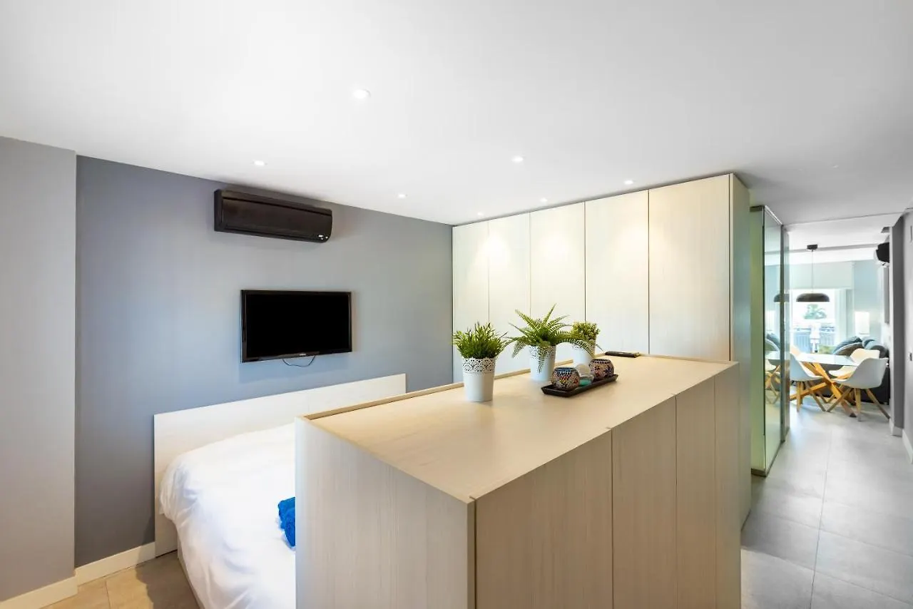 Benyamina Playa Apartment Torremolinos Spain